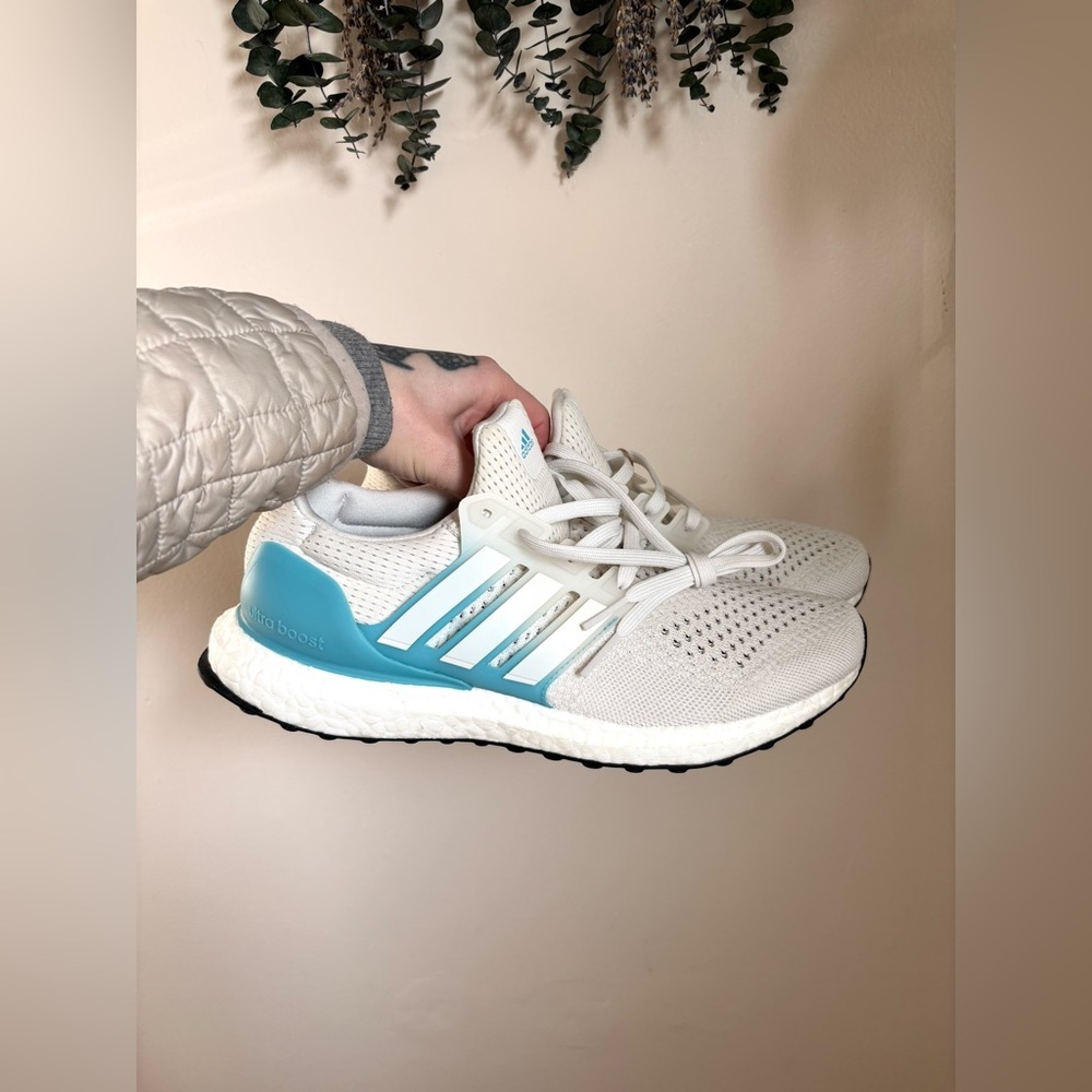 Adidas ultra boost 1.0 white & blue - Picture 1 of 7